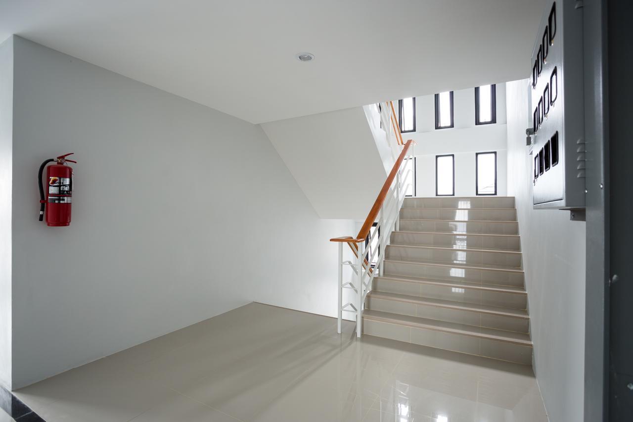 Twentynine Kv Apartel Nonthaburi Kültér fotó